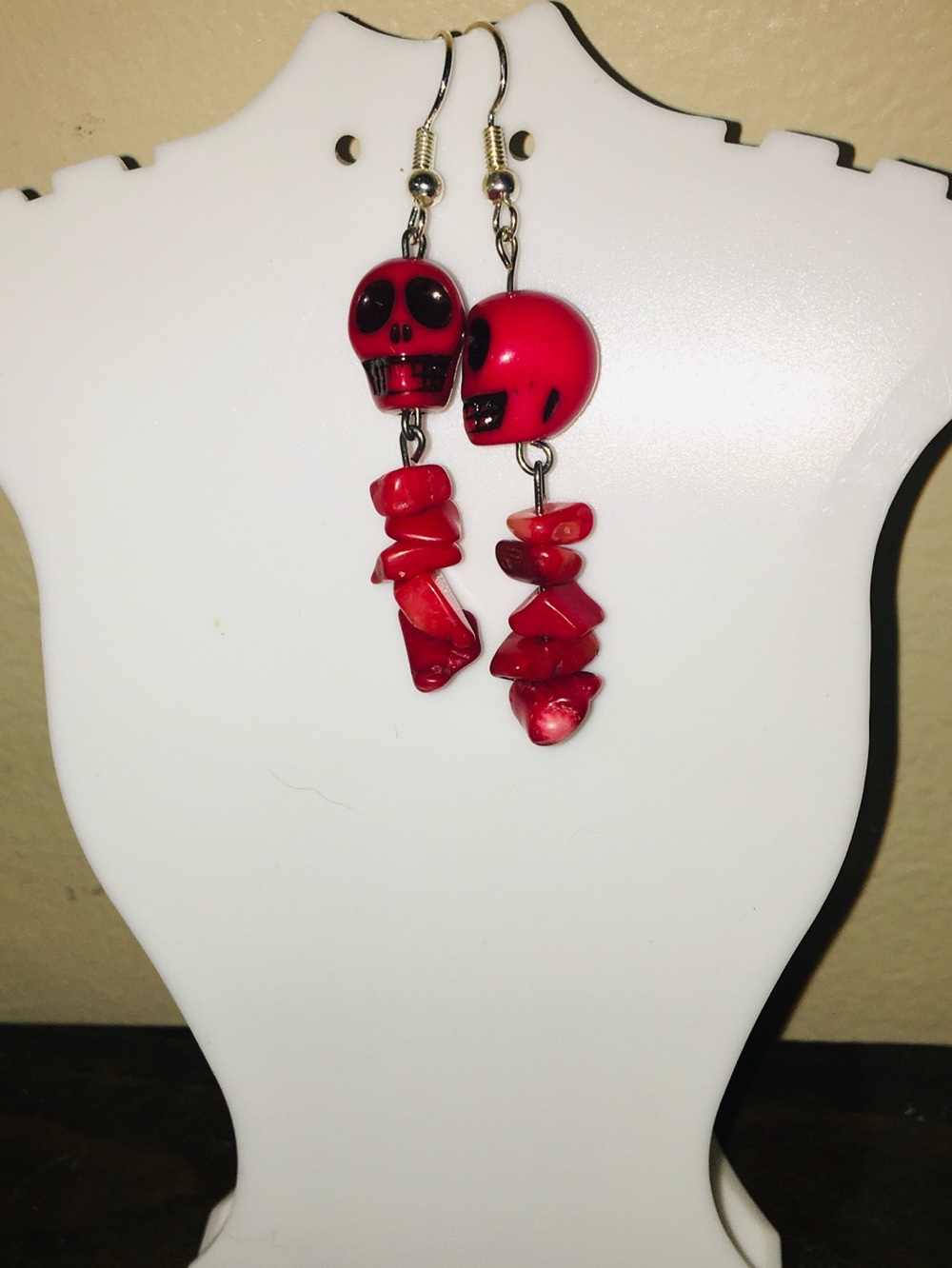 Red Skull Dangle Earrings - Stylish Women's Jewelry